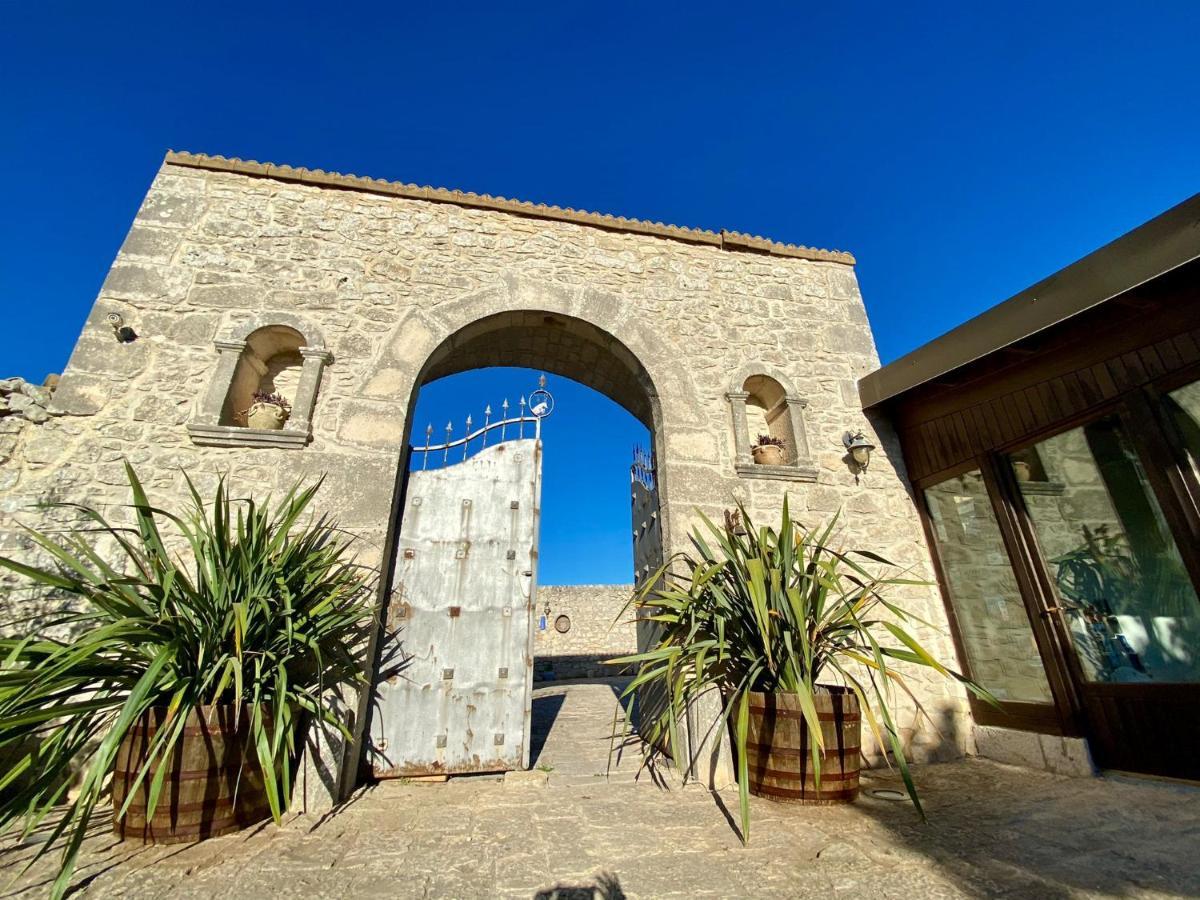 Mastro Vanni - Urban Masseria Ragusa Bagian luar foto