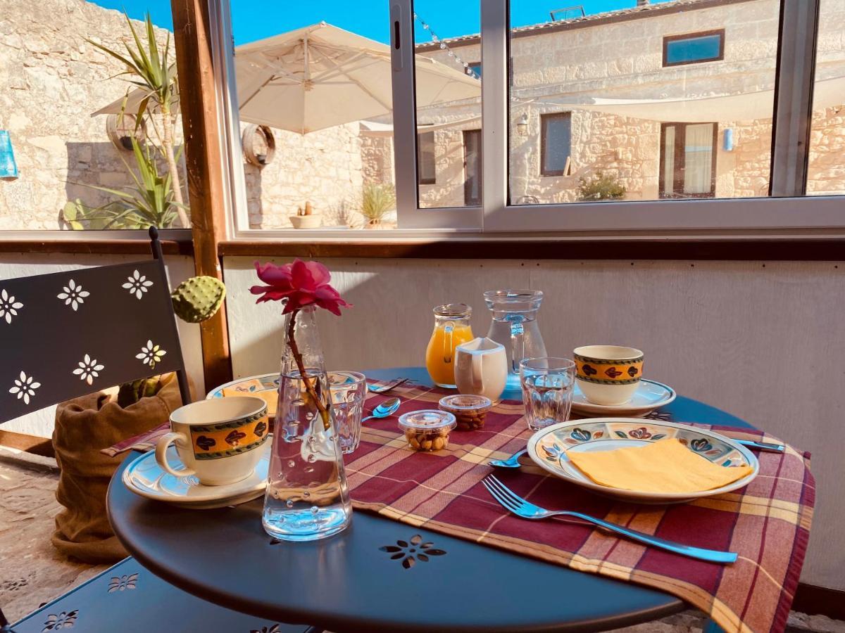 Mastro Vanni - Urban Masseria Ragusa Bagian luar foto